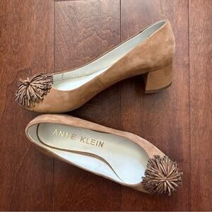Anne Klein “Happy” Suede Block Heel Pump w/ Gold Tipped Pom Pom On Toe, Size 7.5